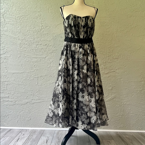 Simone Perele Dresses & Skirts - Simone Perele Custom strapless black & white gown purchased at Nina Raynor